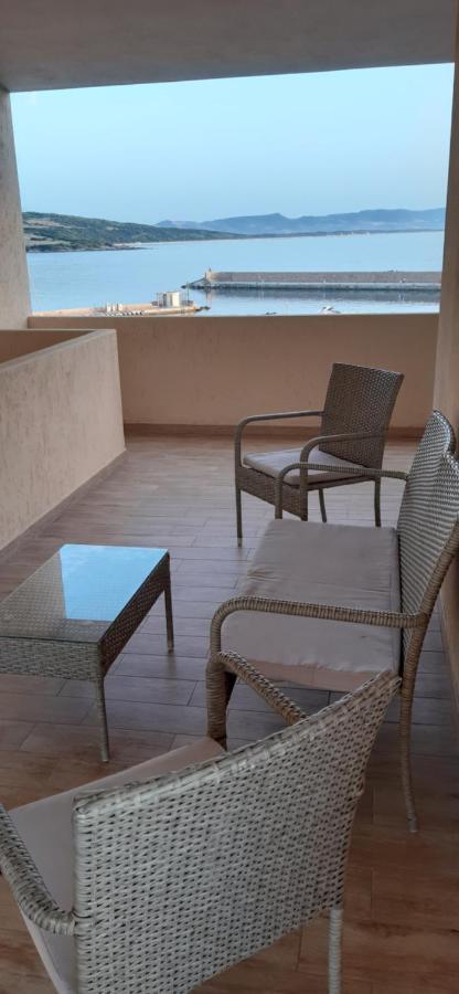 Апартаменты Fronte Mare Attico Indipendente Ed Esclusivo Con Terrazza Panoramica Изола-Росса Экстерьер фото